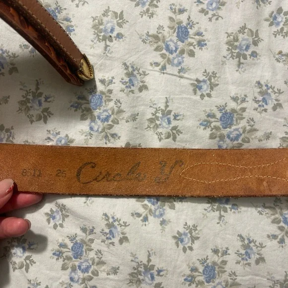 Circle Y Tooled Leather Belt with Gold Buckle - Women's Accessory - Picture 5 of 6